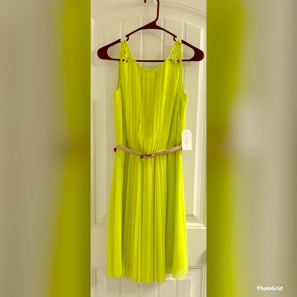Jessica Simpson pleated dress